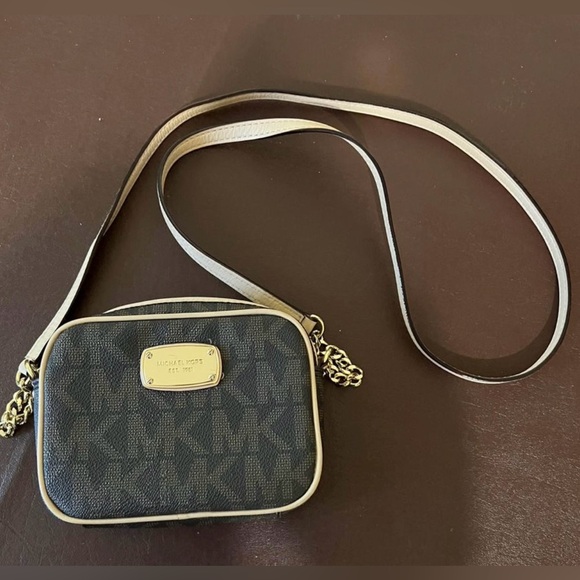 Michael Kors Mini Jet Set Shoulder / Crossbody Bag - Picture 2 of 8